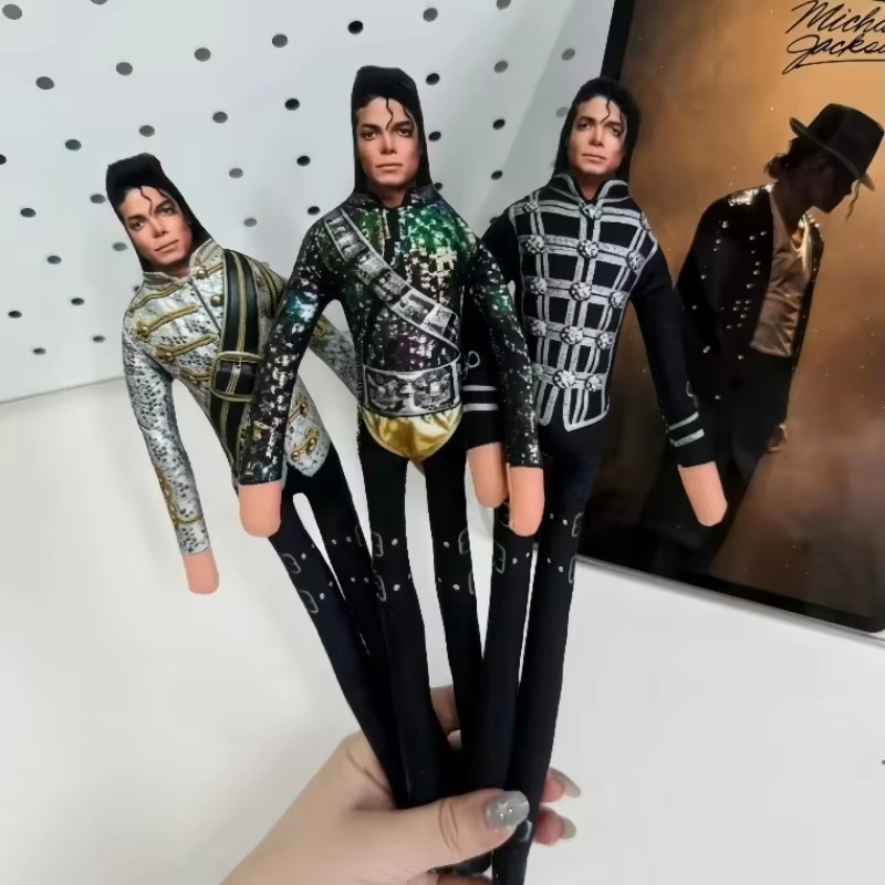 Boneca de Pelúcia de Novo Esti - Mobile & Tablet Accessories avaliação e preço